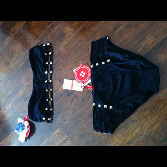 Black studded cutout bandeau Swimwear - Picture 3 of 4