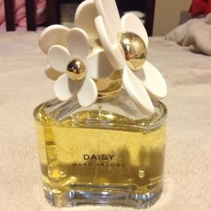 💥SOLD💥 Daisy by Marc Jacobs perfume