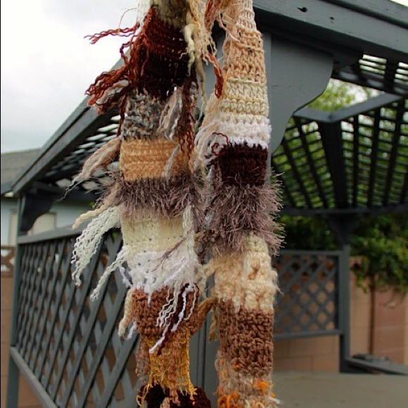 Unique Stylish Scarf - Picture 4 of 4