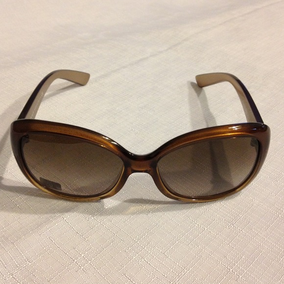 🌟SOLD🌟Authentic VERSACE Sunglasses