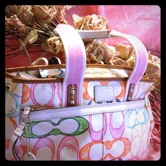 authentic Coach spring bag!!