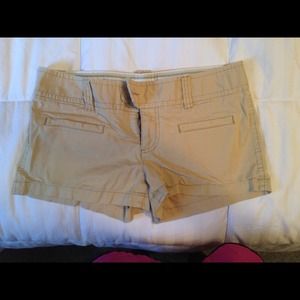 SOLD!!American Eagle Khaki-colored shorts