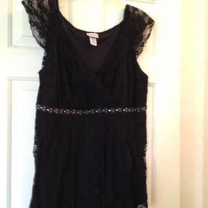 ❌ ❌ sold ❌ ❌ Stretchy Lace Top