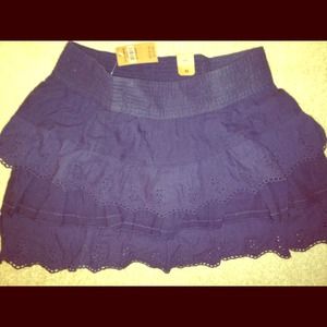 Hollister navy skirt size med