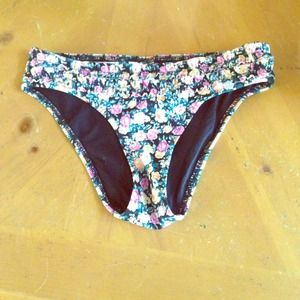 Urban Outfitters Floral bikini bottoms