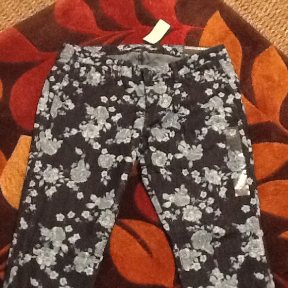 Floral Denim Jeans - Picture 1 of 4
