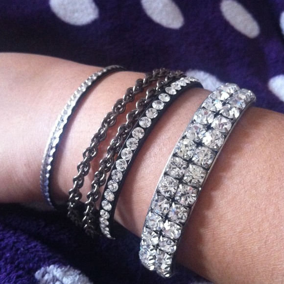 BEBE Bangles - Picture 2 of 2