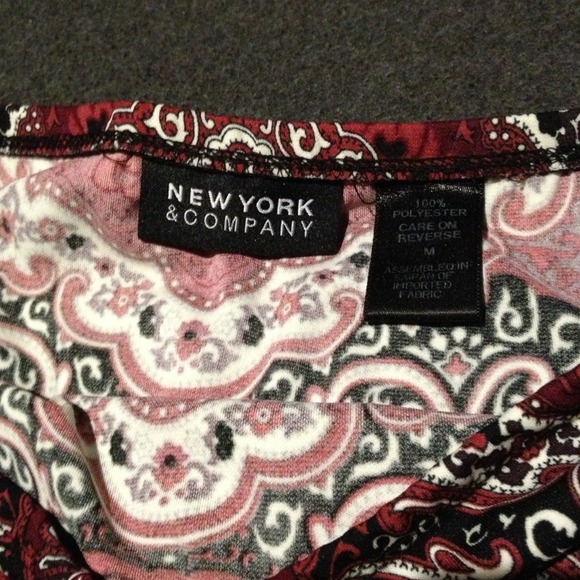 New York & Co. skirt - Picture 2 of 2