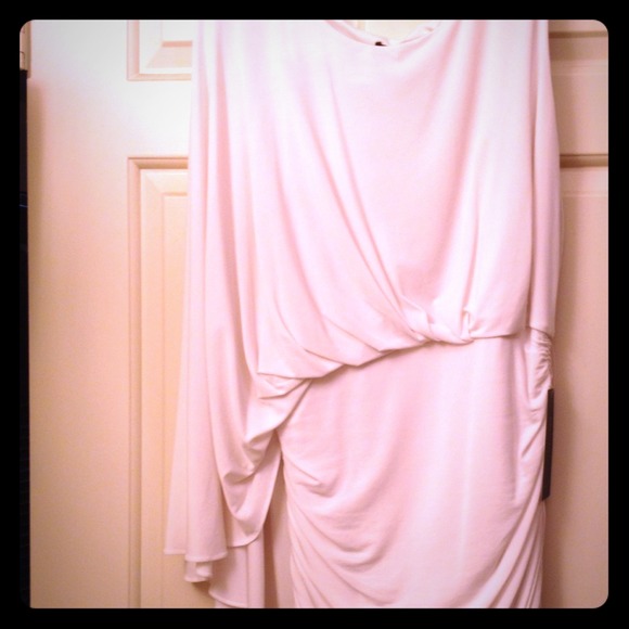 BCBGMaxAzria Dresses & Skirts - BRAND NEW BCBG DRESS