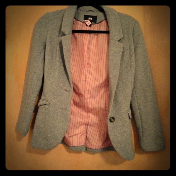 ⛔️SOLD⛔️H&M gray blazer