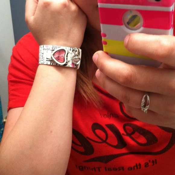 *TRADED*Love Watch - Picture 2 of 4