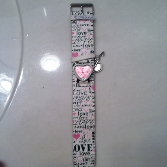 *TRADED*Love Watch - Picture 3 of 4
