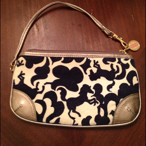 Cute lilly pulitzer wristlet