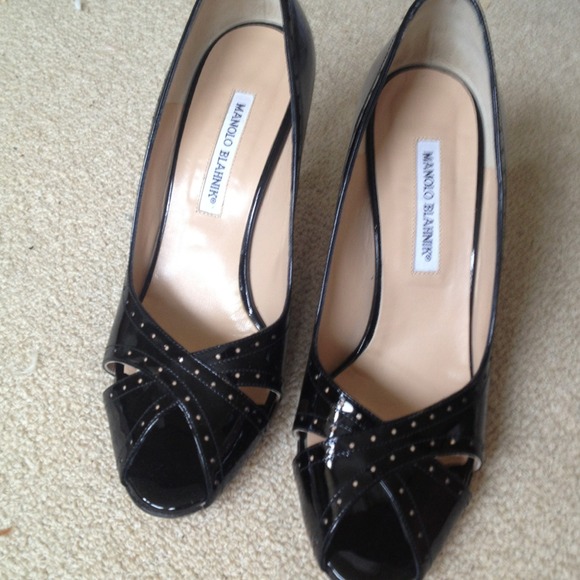 NWT Manolo Blahnik fantastic pumps! - Picture 2 of 4