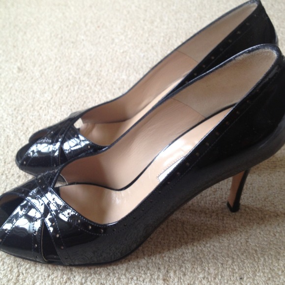 NWT Manolo Blahnik fantastic pumps! - Picture 3 of 4