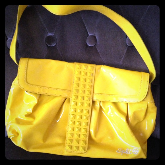 🚫Sold/bundled🚫studded patent statement handbag