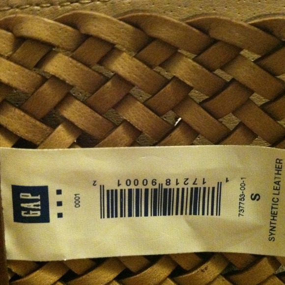 Brand new brown leather Gap belt - Picture 2 of 2