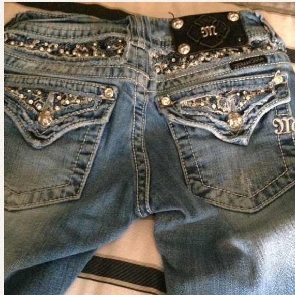 SOLD 🚫🚫 MISS ME  jeans!! Size 24 super cute!