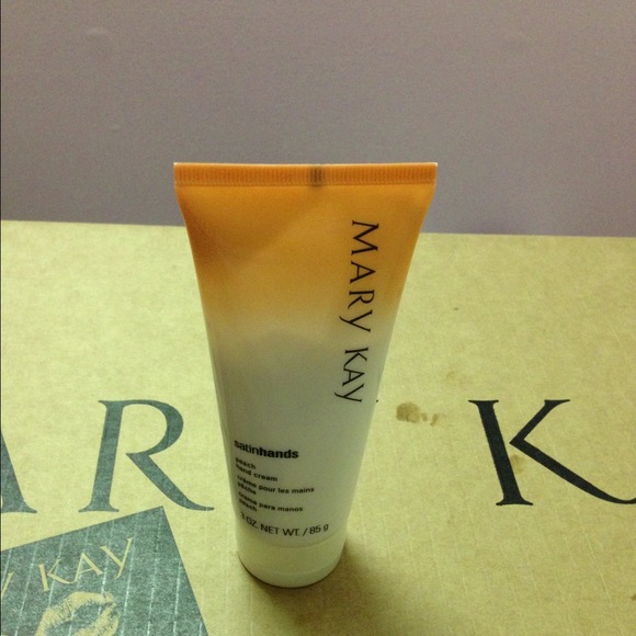 Peach/ Fragrance Free Satin Hands Cream