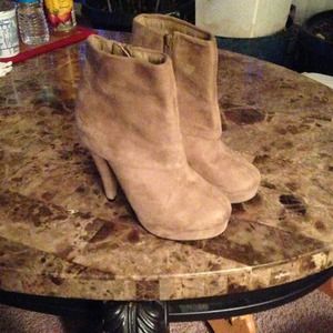 Suede Tan/Beige Booties