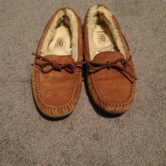 🎀On hold 🎀Ugg slippers