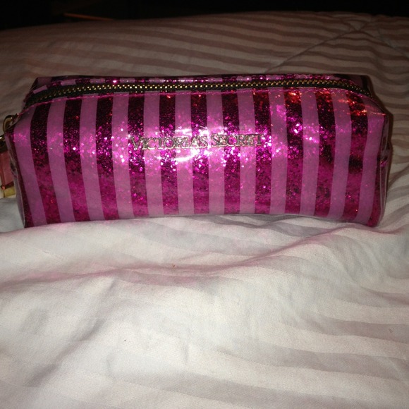 🚫SOLD🚫Victoria's Secret, make up bag.