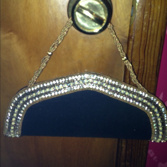 Black stylish evening clutch. SOLD!! - Picture 3 of 4