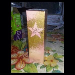 Jennifer Lopez Love and Glamour