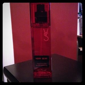 🚫SOLD🚫Victoria's Secret Perfume