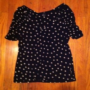 💢💢SOLD💢💢Black shirt with poka dots