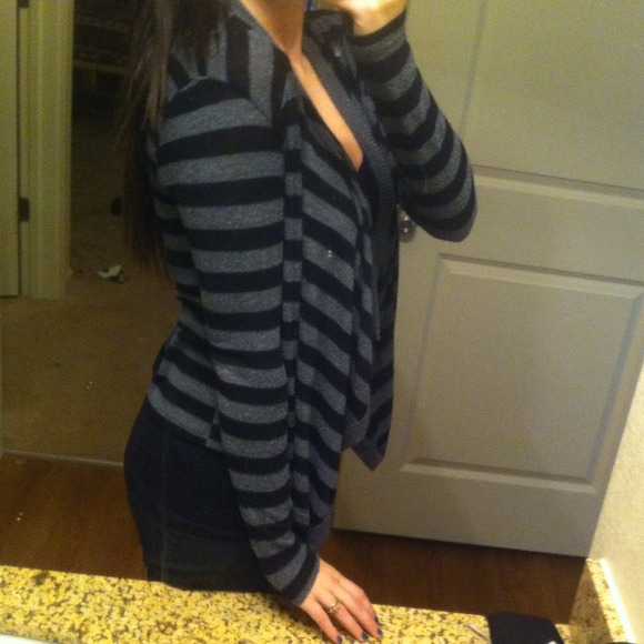 TRADED!!! Black and grey striped cardigan - Picture 2 of 3