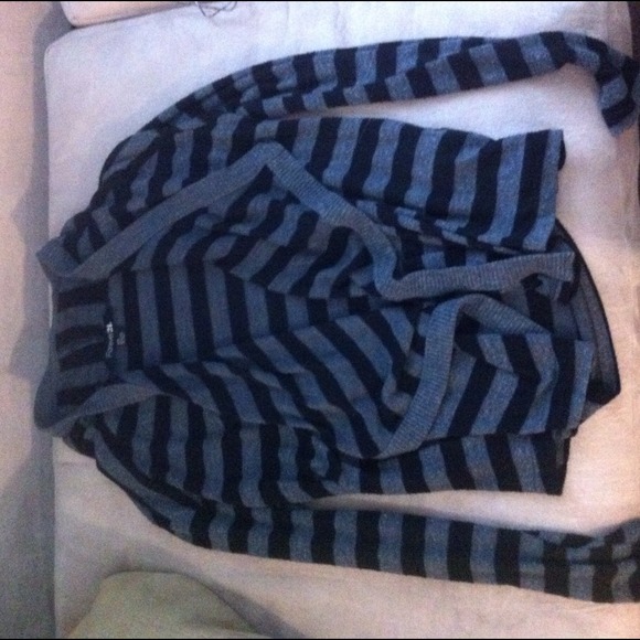 TRADED!!! Black and grey striped cardigan - Picture 3 of 3