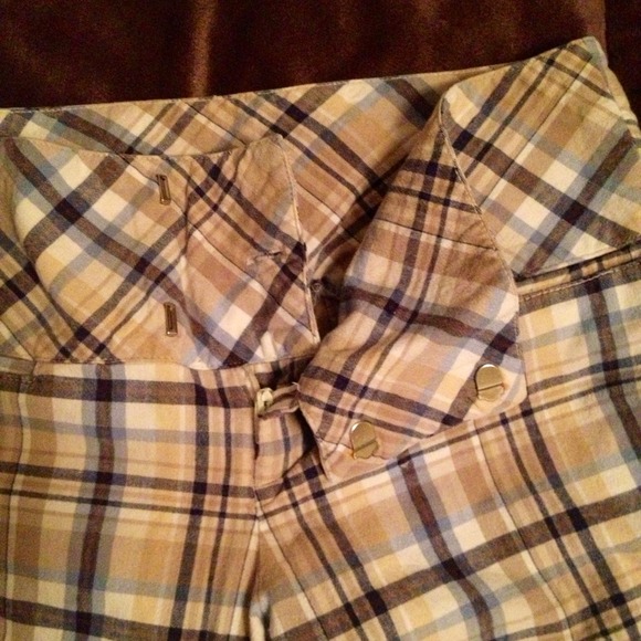 Tracy Evans Limited Capris💕!!! - Picture 3 of 4