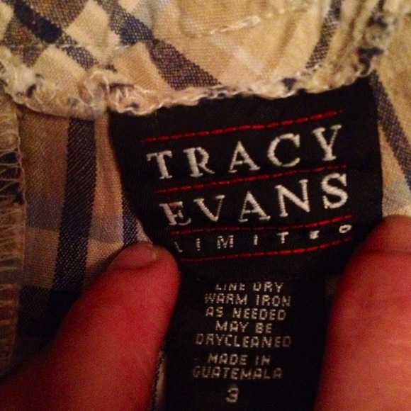 Tracy Evans Limited Capris💕!!! - Picture 4 of 4