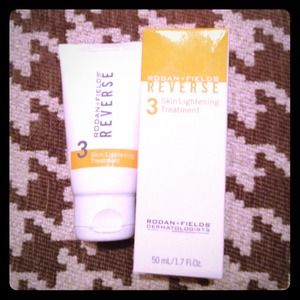 Rodan and fields reverse sun lightening. Reduced