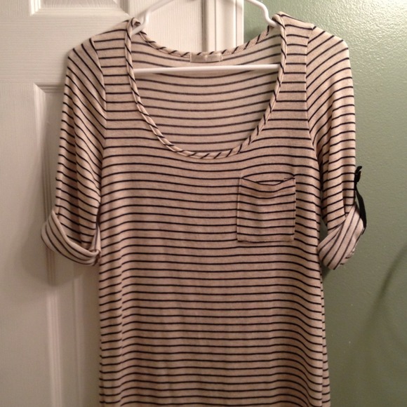 🚫Bundled for @jessicarhm 🚫Long striped top.