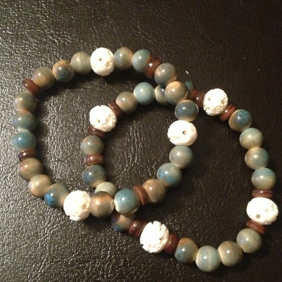 Handmade glass & ceramic bracelets - Picture 2 of 3