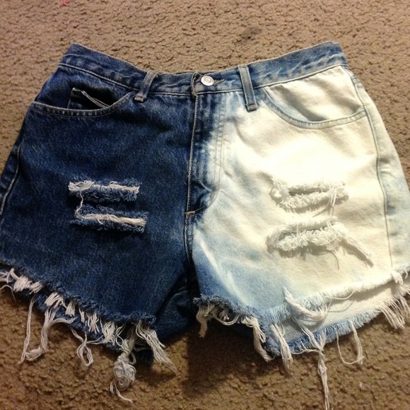🌟TRADED🌟 Two Tone High Waisted Shorts