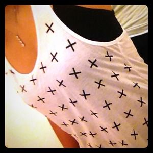 Cross tank top
