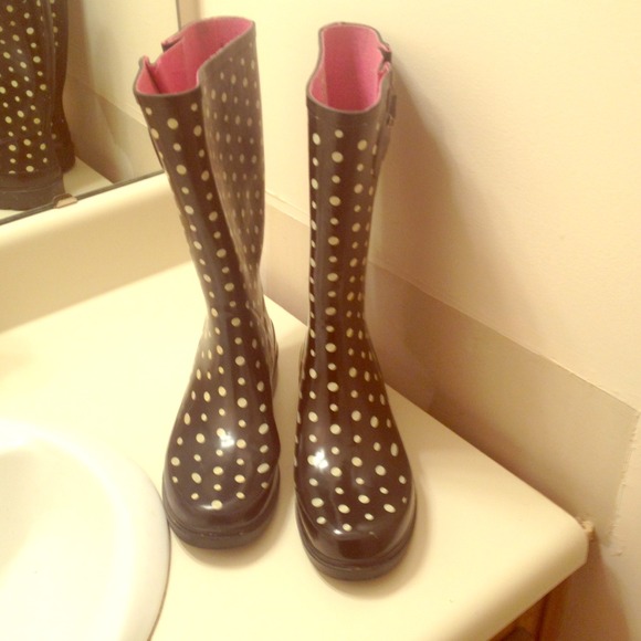 Rain boots