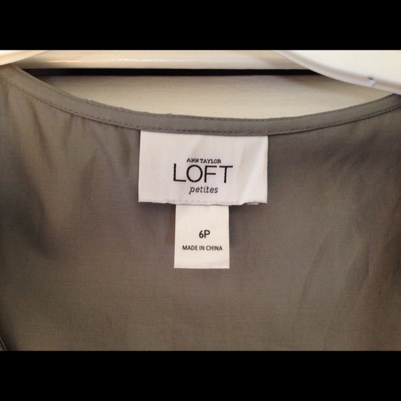 🚫 sold in bundle 🚫Grey & navy Ann Taylor dress - Picture 2 of 4