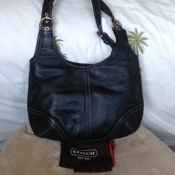 Reserved for augandshell😃Coach black handbag😀