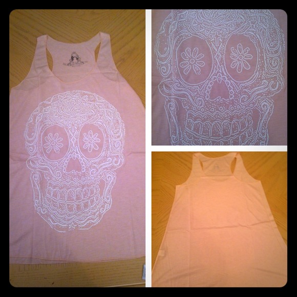 💥Reduced💥Light pink sugar skull tank! Size SML - Picture 1 of 3