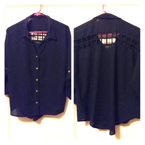 Forest green with gold button & peekaboo cut out