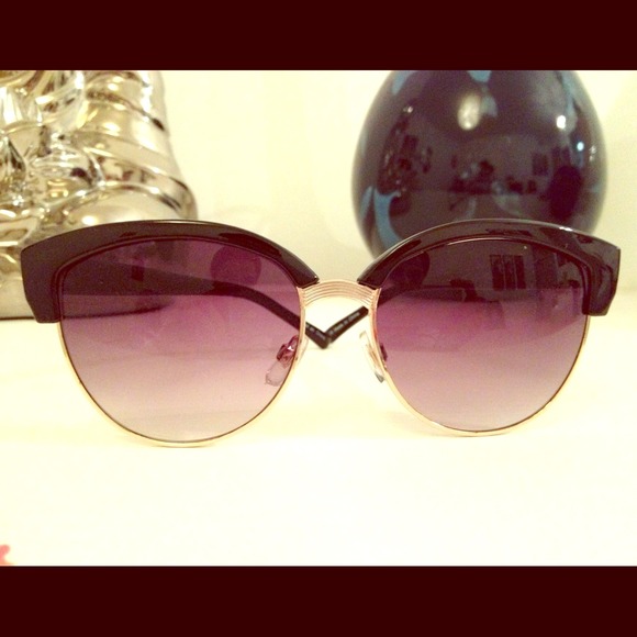 Urban Outfitters sunglasses. Perfect conditions