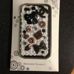 3D iPhone 4 or 4s case