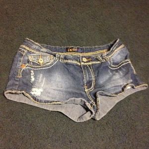 Cute shorts, size 15