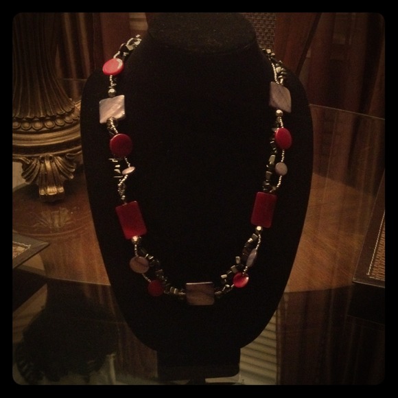 Pretty Elegant Collar Match with any clothes:) - Picture 1 of 4