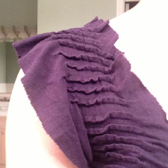Anthropologie Ruffle Fold-Over Top - Picture 2 of 4