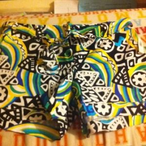 Printed shorts NWOT